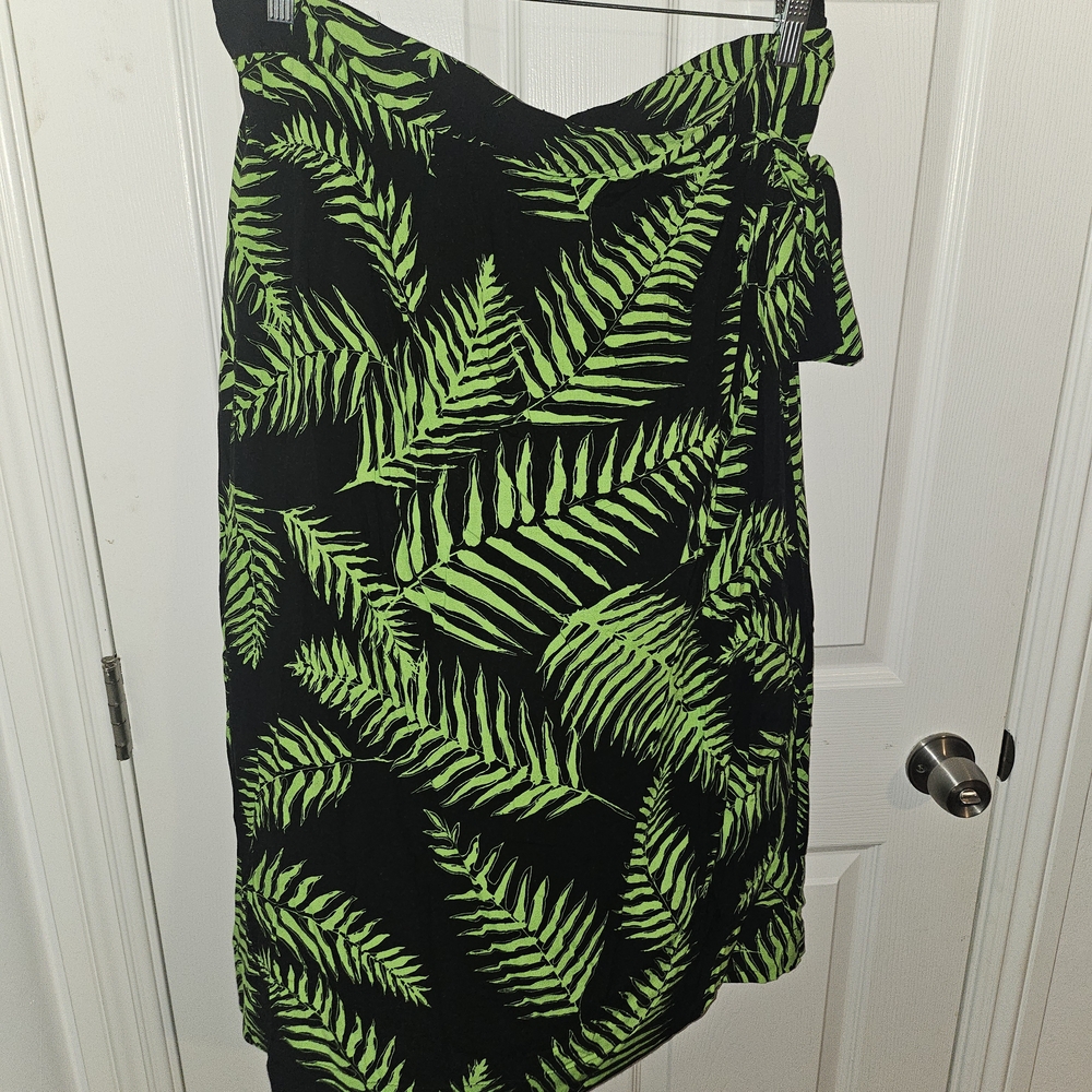 Trashy Diva Green Leaf Sarong